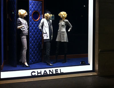 Decoracion escaparate lujo Chanel Decoracion escaparate lujo Chanel
